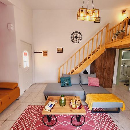 Luxury Loft Apartment Vivian Patras Buitenkant foto
