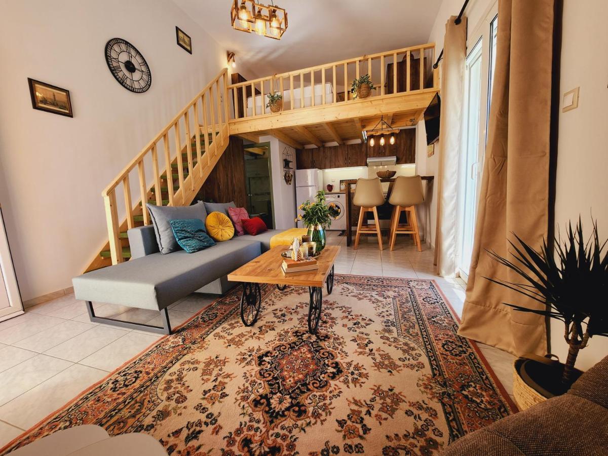 Luxury Loft Apartment Vivian Patras Buitenkant foto